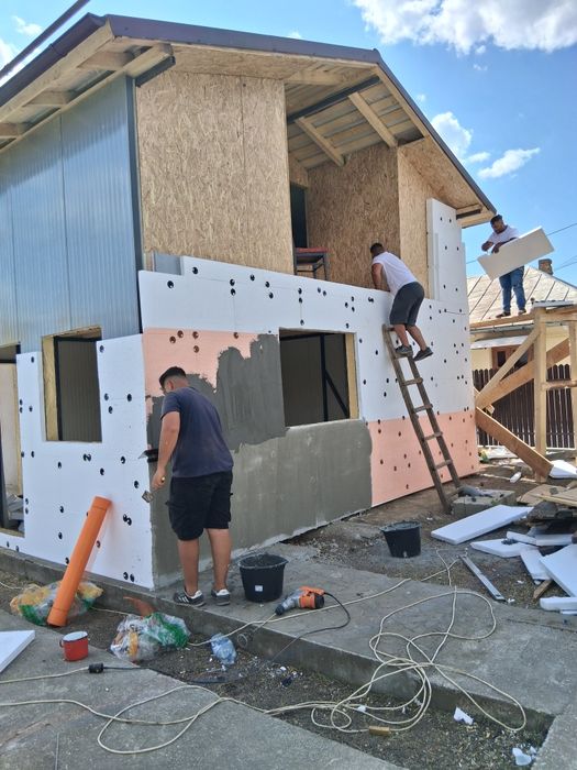 Vand container modular tip casa de locuit. Mai avem de vânzare și alte