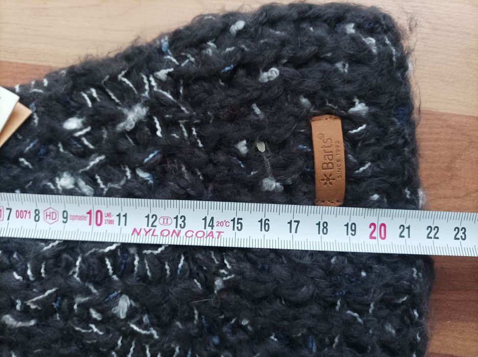 Нови шапки CMP/Barts