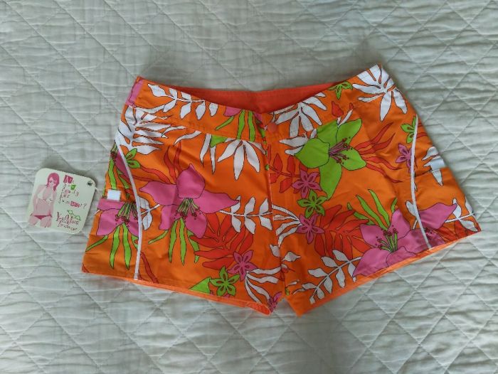 Pantaloni scurti dama, SUPERBI