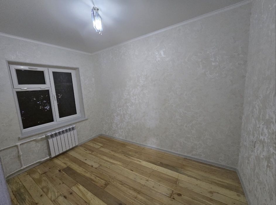 Сдается 4 ком Геофизика, Хумоюн Конечка. Полупустая. С мебелю 550