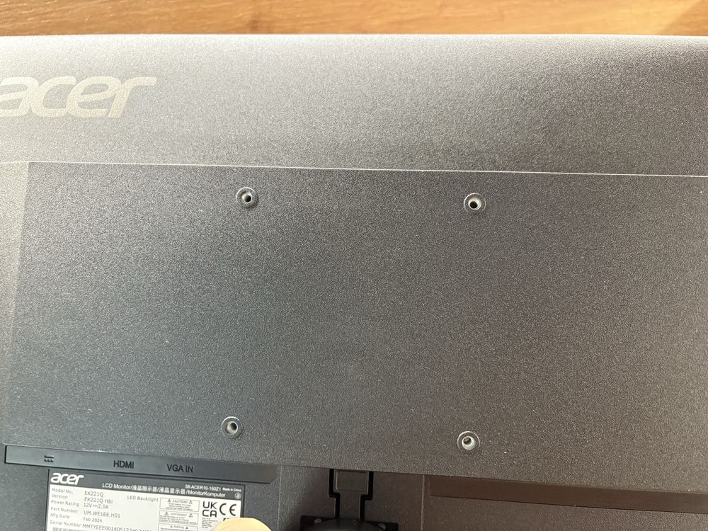 Счупен монитор ACER
