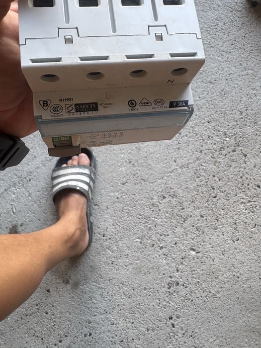 Doze, intrerupatoare pentru prize