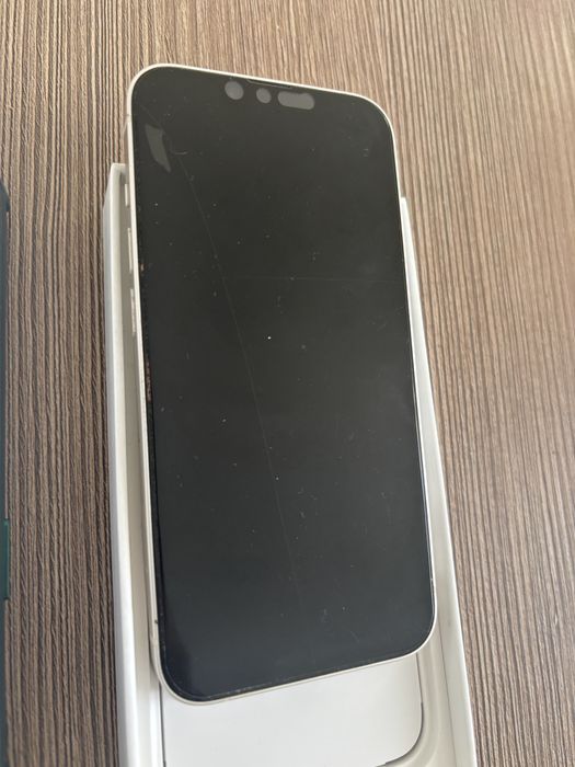 Vand iphone 14 alb 128gb