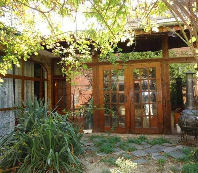 Продава се Къща в Пловдив, Център - 650 кв.м за 231 €/кв.м - Снимка #3