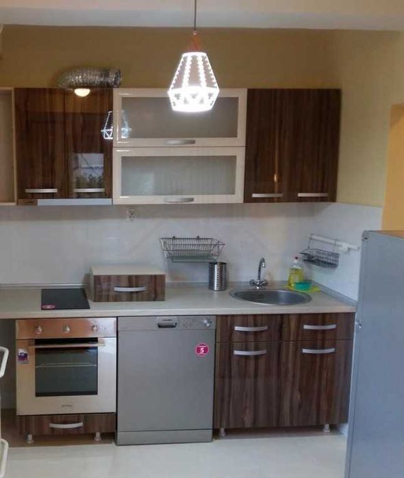 Дава се под наем Двустаен апартамент в Пловдив, Старият град - 60 кв.м за 295.8 € - Снимка #2