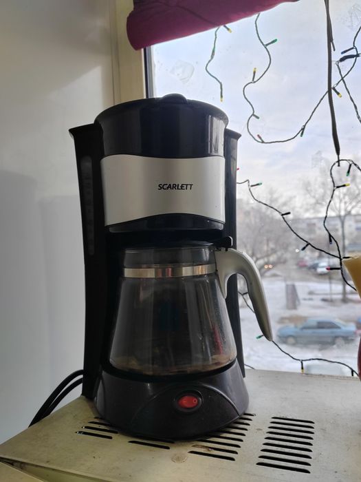 Кофеварка большая