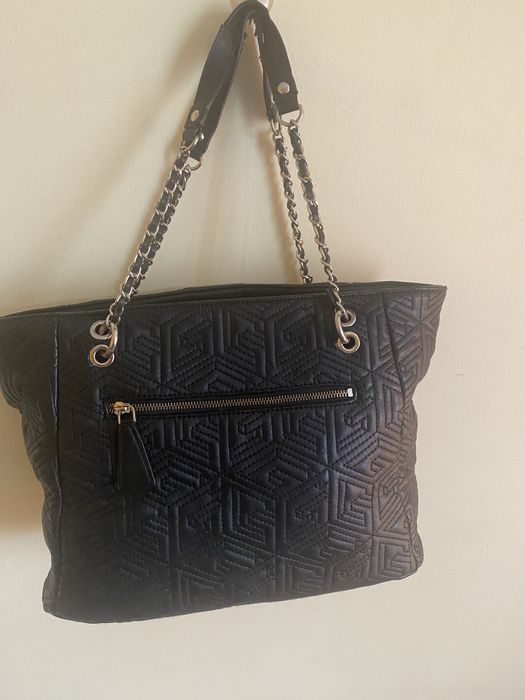 Geanta Guess, neagra