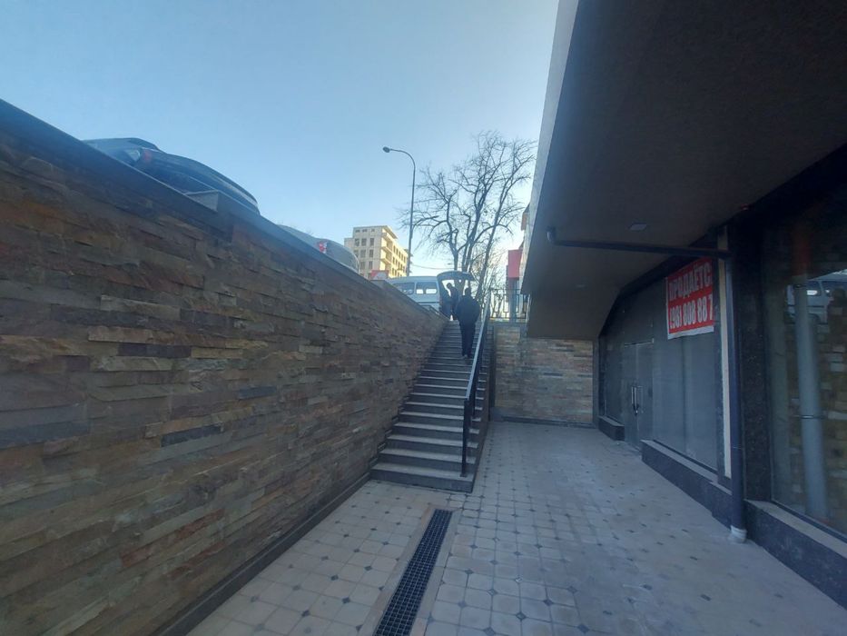 Продается нежилое помещение рядом с Максим Горького