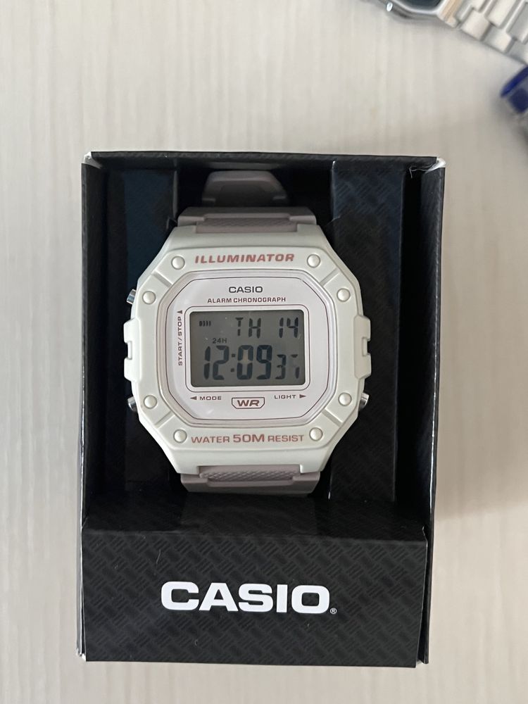 оригинальные часы «casio»