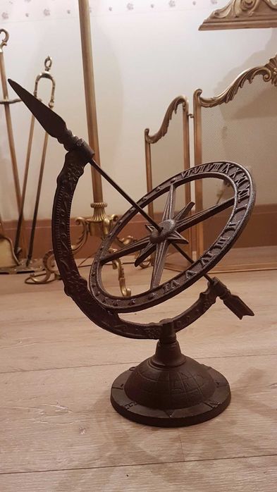 Голям Чугунен слънчев часовник, Действащ! 2.6кг