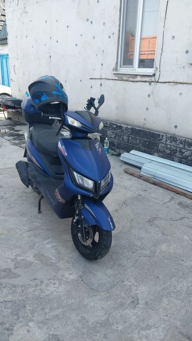 Продам скутер с документами