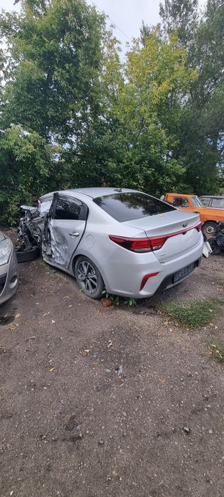Аварийная Kia Rio Киа Рио по запчастям