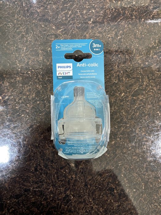 Биберони 2бр philips и шишета 2бр