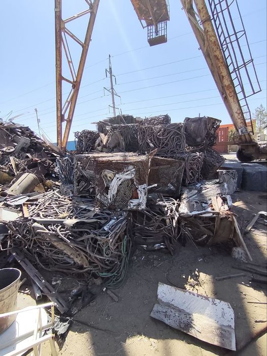 Metallom b/u olamiz.  Метвллом  Metallolom b/u olamiz Metalom b/u olam