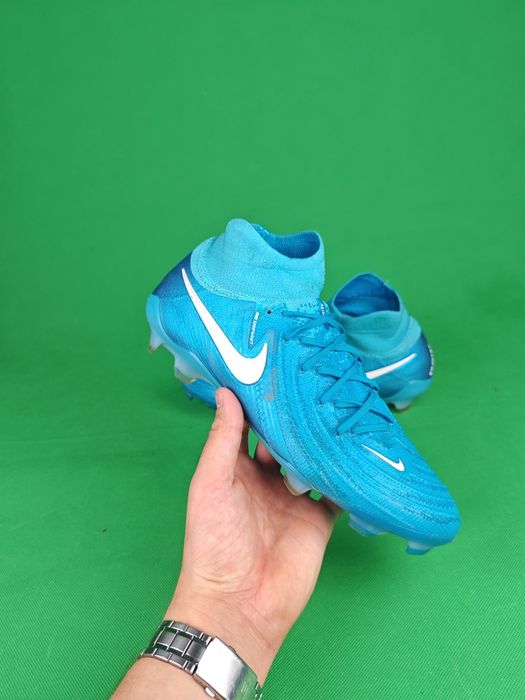 Професионални бутонки Nike Phantom Luna II Elite