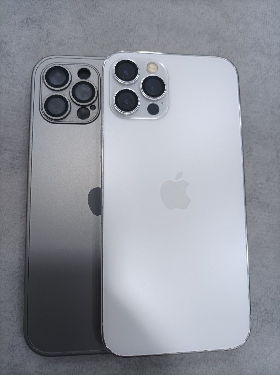 iPhone 12 pro silver