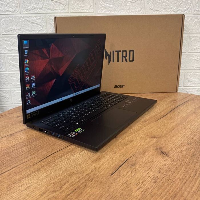 Acer Nitro V15 1TB