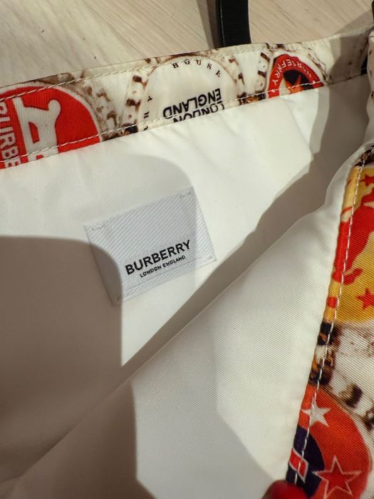 Чанта Burberry оригинална с етикети