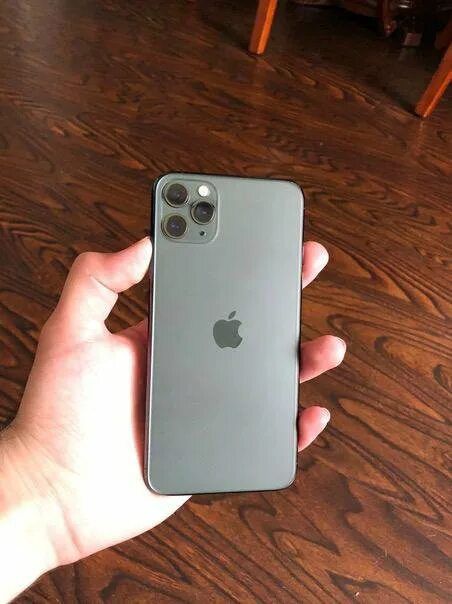 Нашёл айфон 11 на лавочке возле 24 школы уральск