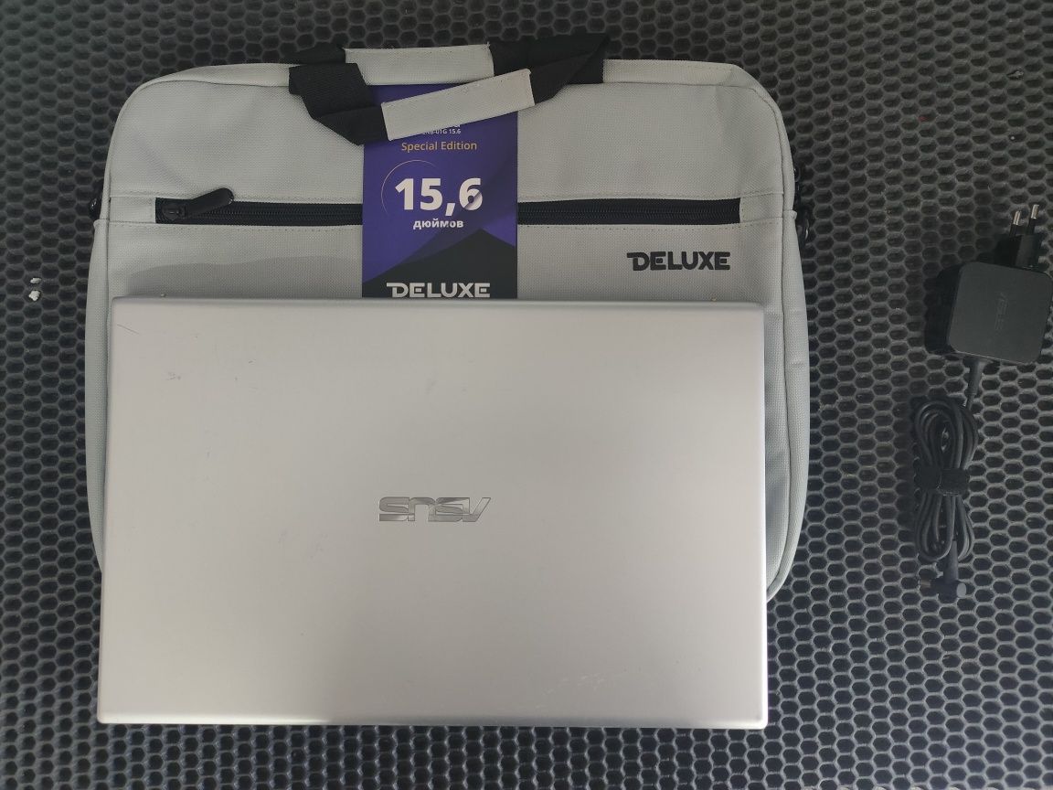 Asus VivoBook X512D (Ryzen 3 3200U/ 8GB DDR4/ 256GB SSD M.2)