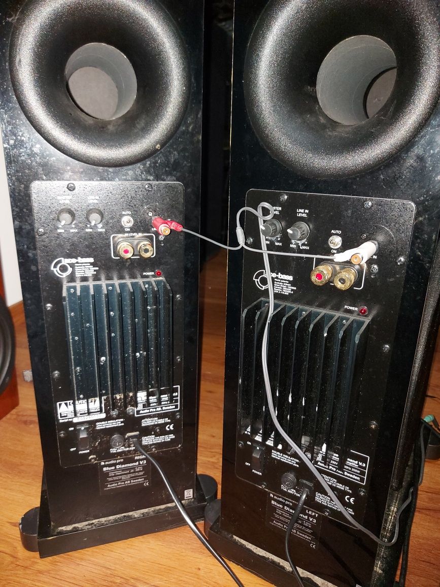 Defecte Audio Pro Diamond V3.Teac SR100i.Dali Concept1