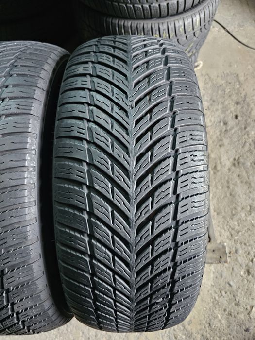 2 anvelope allseason 235 60 17 Nokian 2022