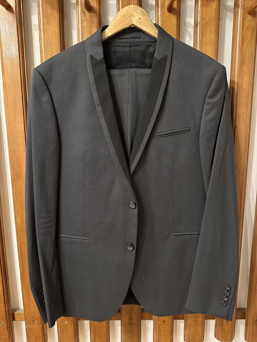 Diverse costume barbatesti Zara