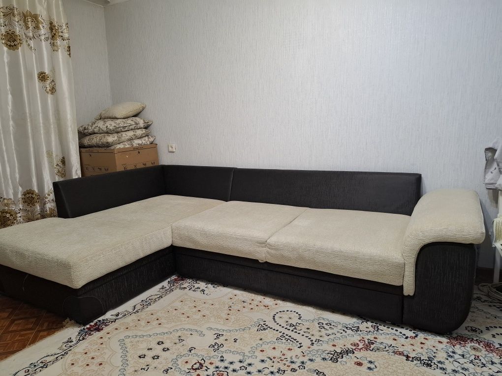Диван продам срочно