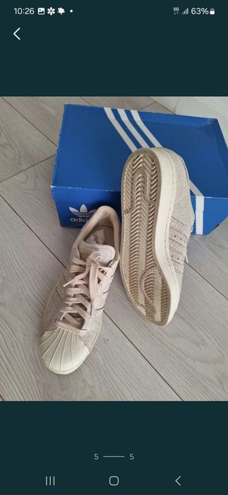 Vând adidasi ADIDAS super star, masura 40