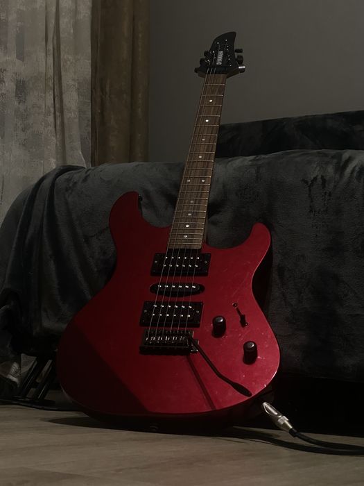 Электрическая гитара yamaha