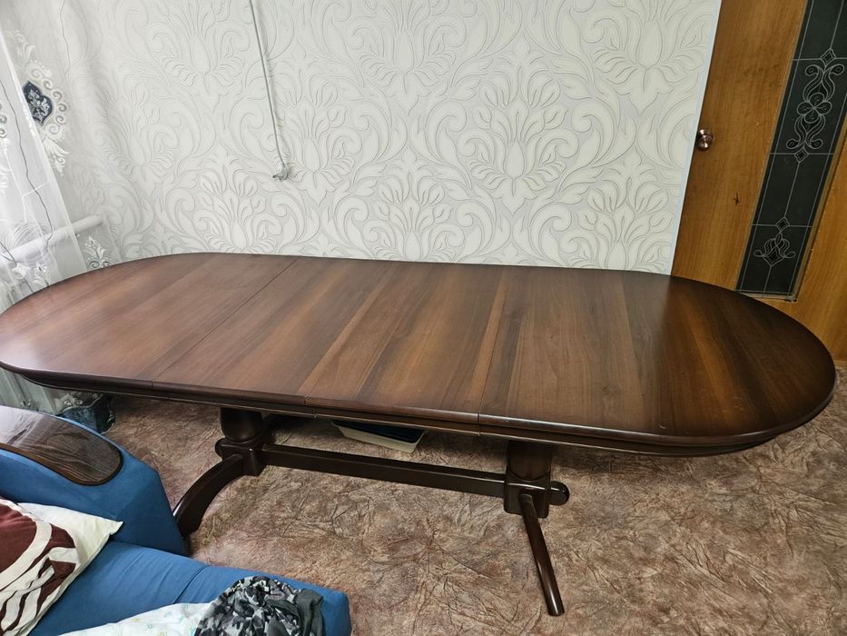 Продам стол б/у в хорошем состоянии