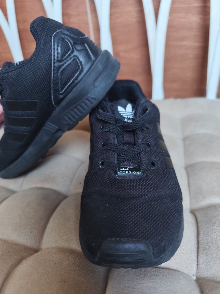 Детски маратонки Adidas монче
