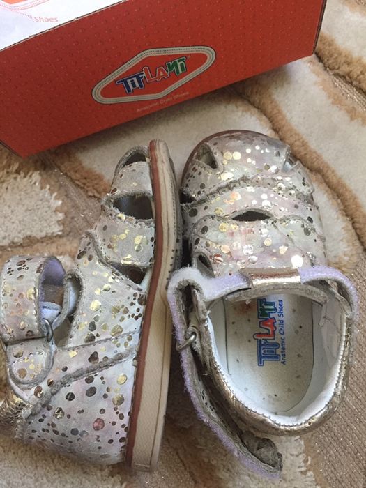 Десткая обувь