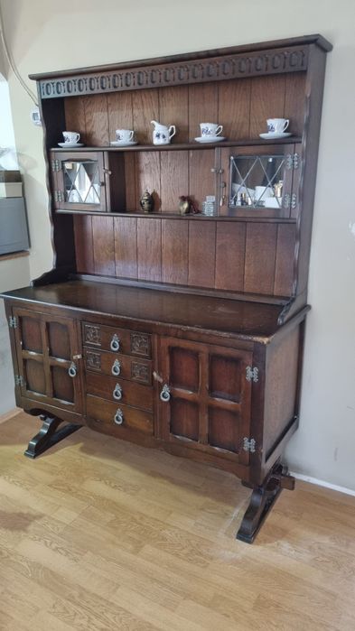 Credent Welsh dresser