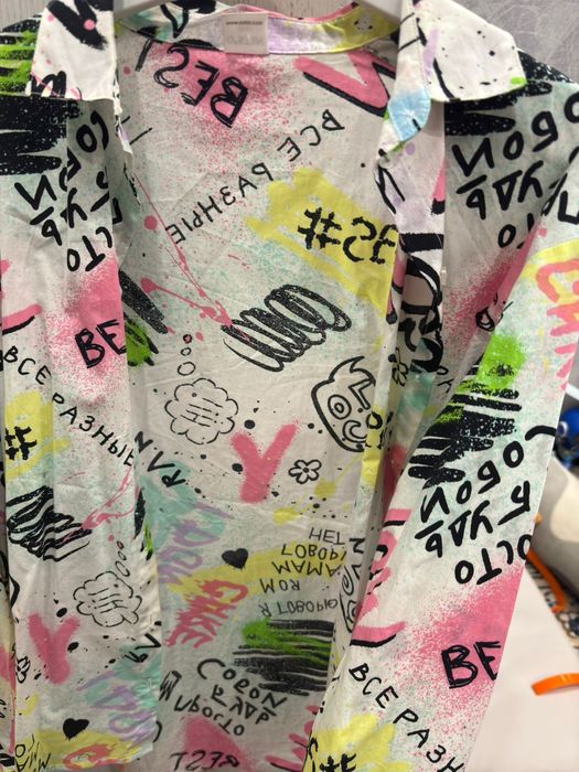 Яркая рубашка на девочку 11-12 лет