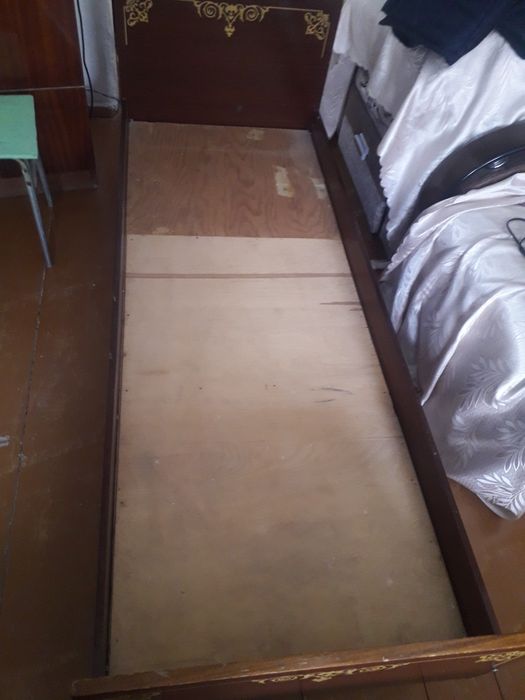 Продам деревянные кровати