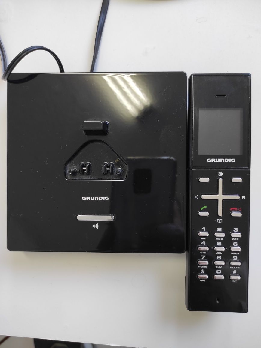 Стационарен телефон Grundig