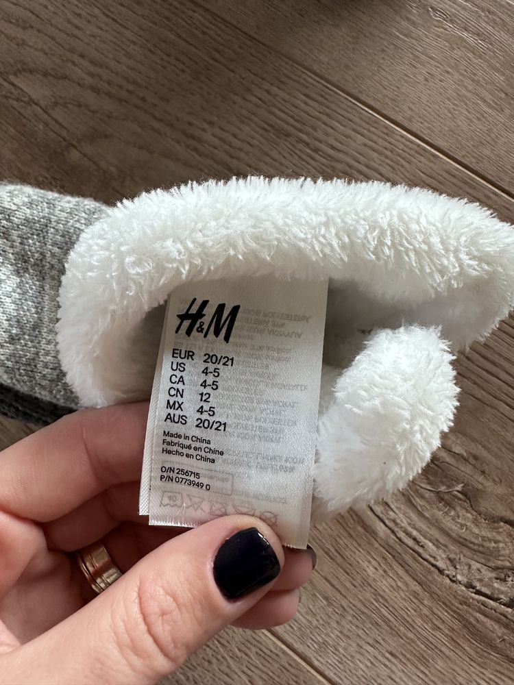 Incaltaminte H&M copii pentru interior