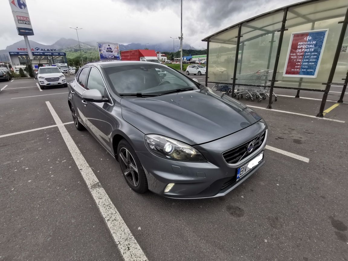 Volvo V40 D2 R design