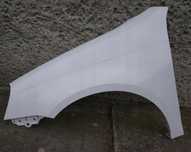 Aripa stanga NOUA vopsita alb LB9A VW Jetta 3 III 2005 - 2011