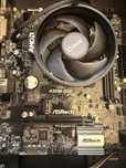 Kit Placa de Baza AM4 + Procesor + Cooler Stock