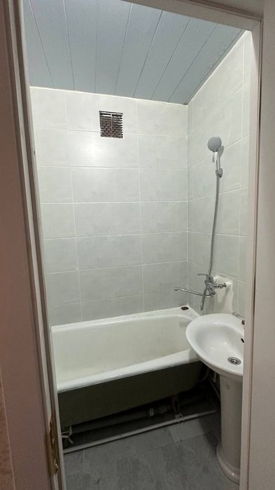 Yashnabod krestikda ijaraga kvartira beriladi