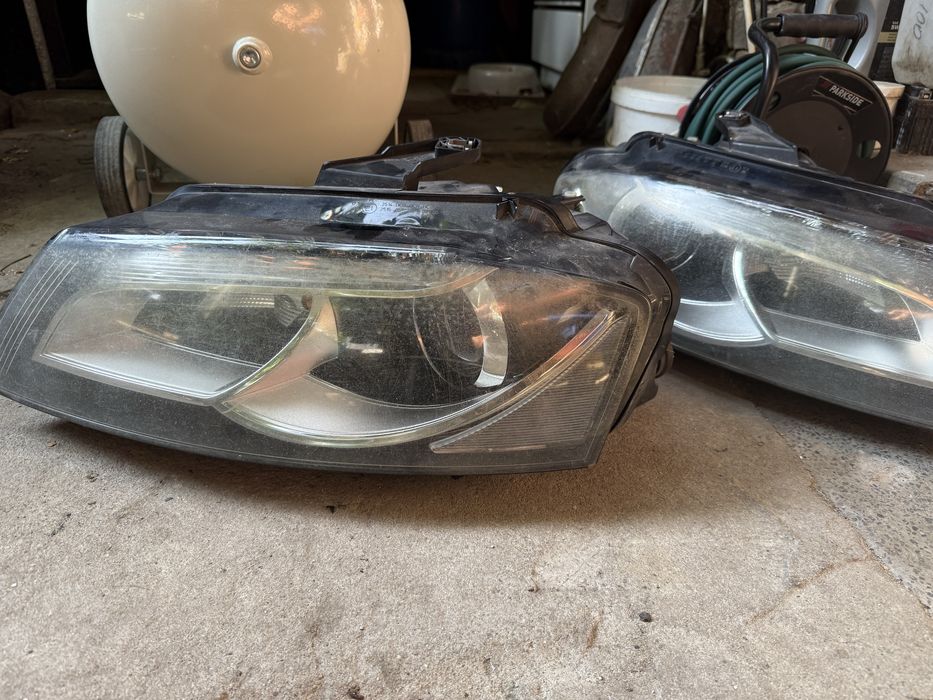 Faruri bixenon audi A3 8P Fl 2010