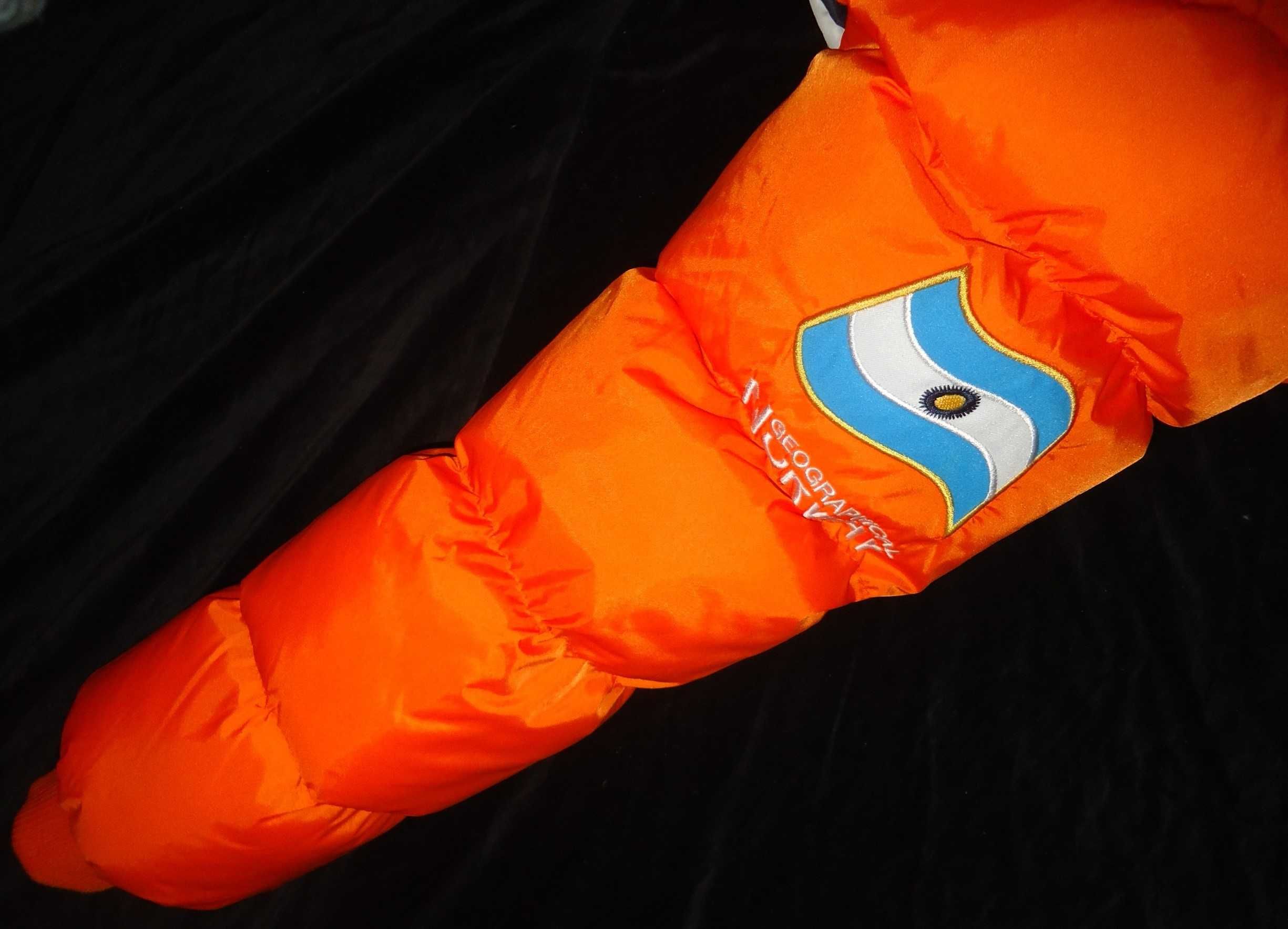 Geaca barbati pufoaica gluga orange alb Geographical Norway