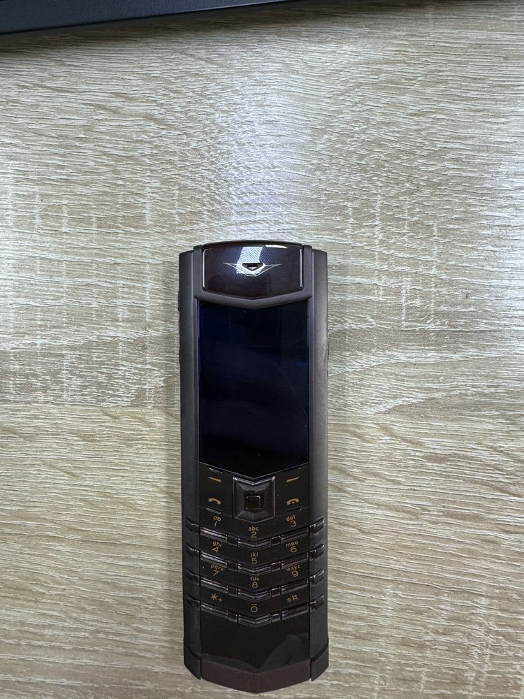 Vertu Signature S