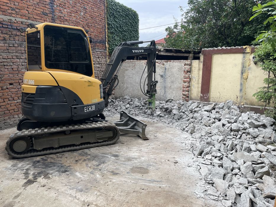 INCHIRIERE MINIEXCAVATOR mini excavator miniescavator escavator