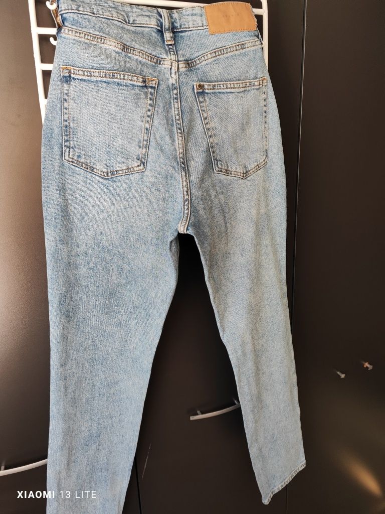 Дънки H&M MOM Jeans