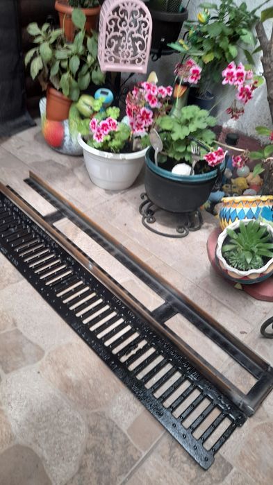 Rigola din fontă trafic greu cu tot cu suport
