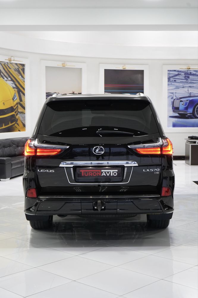 Lexus LX570 Sport 2019