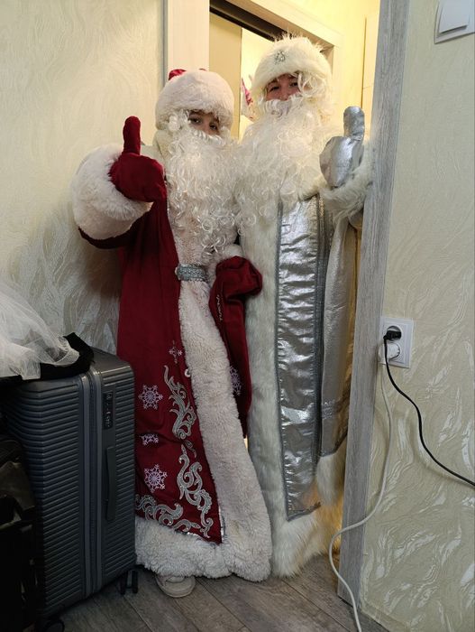 Новогодние костюмы Деда мороза, снегурочки , клоуна , снеговика